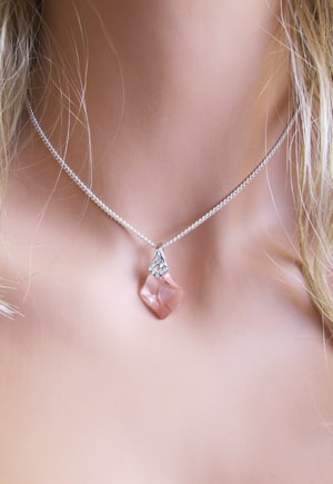 Collier cristal rose Scintillation